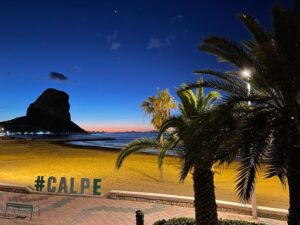 Calpe bij nacht